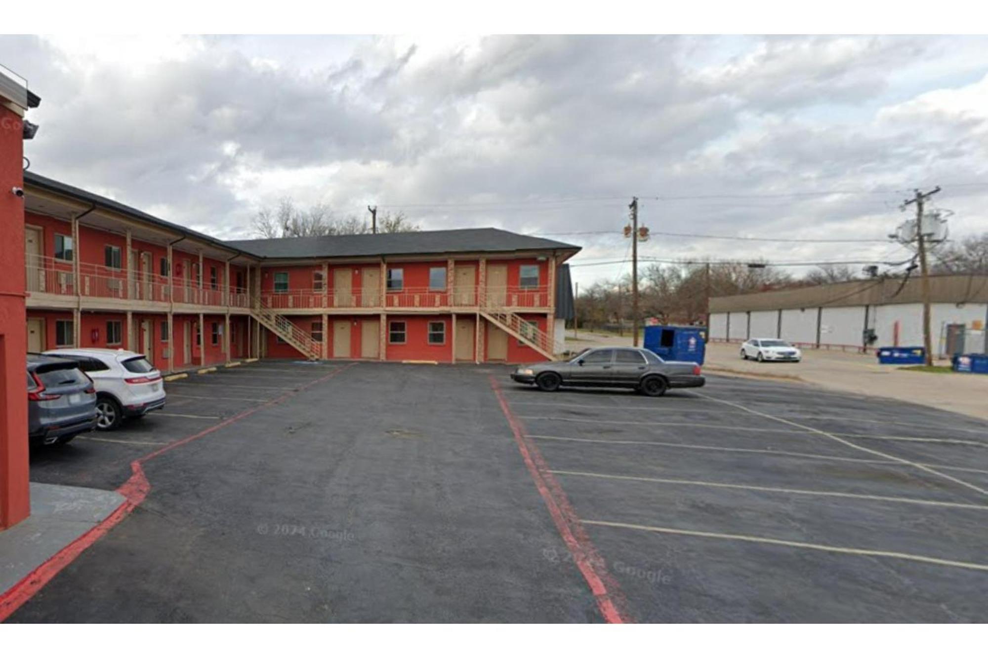 Exclusivo Inn By Oyo Grand Prairie, Tx Exteriör bild